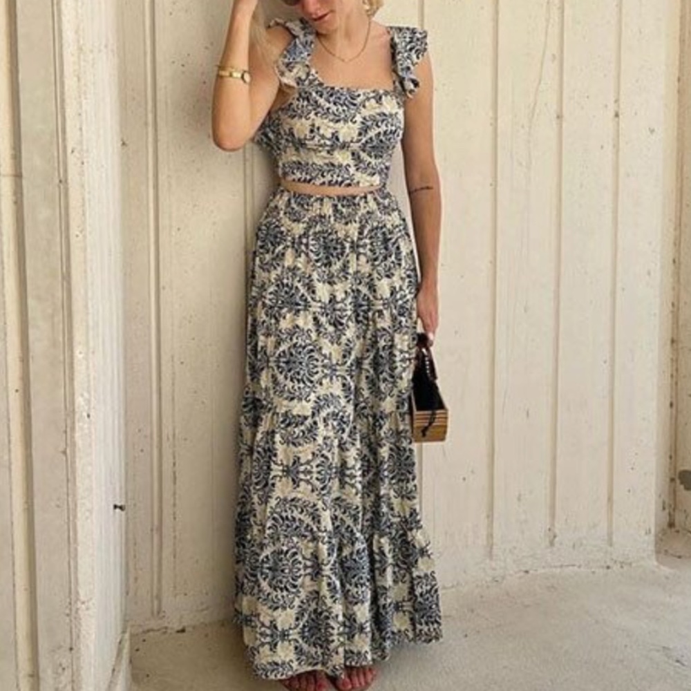 Boho Floral Print Ruffle Sleeve Cropped Top Maxi Skirt Set - Picture 3 of 4